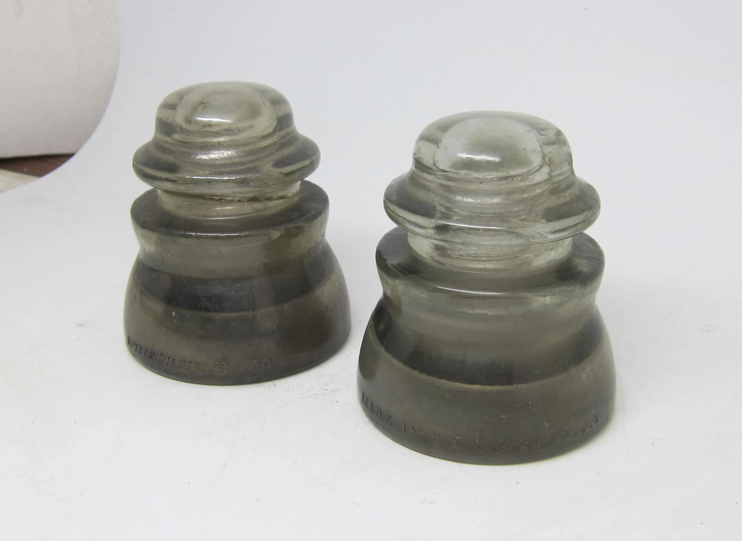 Pair Of Armstrongs Gray Insulators 4 Pair Of Armstrongs Gray Insulators - Image 2