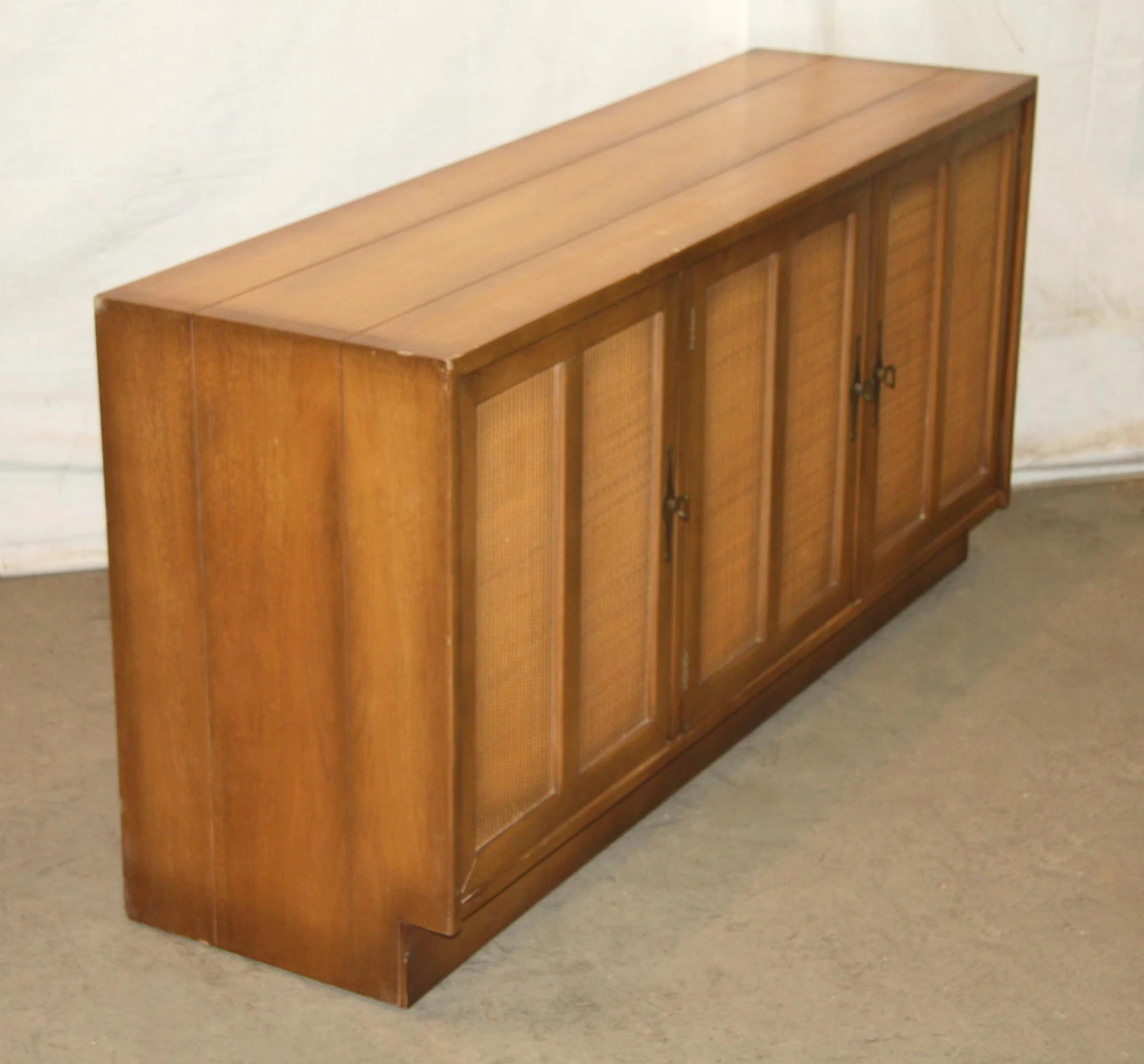 Antique 1950s Wood Console Cabinet 5 Antique 1950s Wood Console Cabinet - Image 3