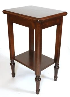 Traditional Wood End Table With Bottom Shelf
