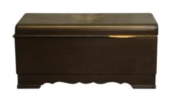 Vintage Lane Cedar Chest With Eagle Motif