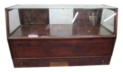 Mc Lean Mfg. Co. Showcase 17 Mc Lean Mfg. Co. Showcase -OGT Sale Store m220551 08