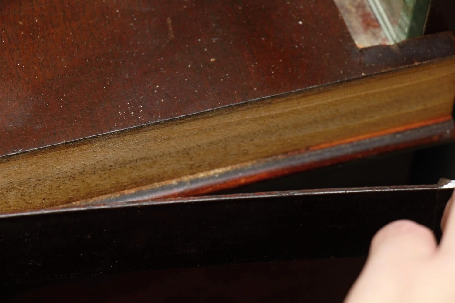 Vanity With Mirror 18 Vanity With Mirror - Image 16