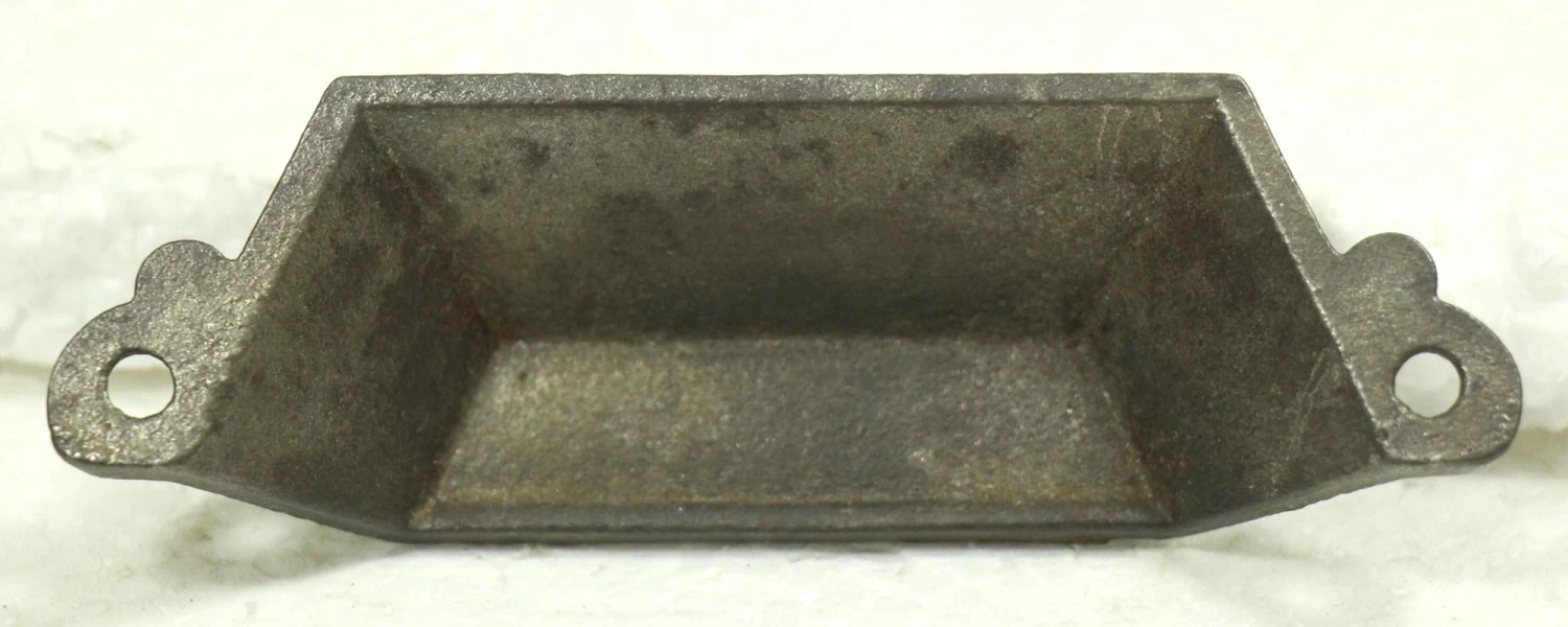 Pair Of Antique 4.25 In. Victorian Black Iron Drawer Bin Pulls 6 Pair Of Antique 4.25 In. Victorian Black Iron Drawer Bin Pulls - Image 4