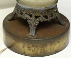 Vintage White Floral Crystal & Glass Table Lamp 17 Vintage White Floral Crystal & Glass Table Lamp -OGT Sale Store m224019 06