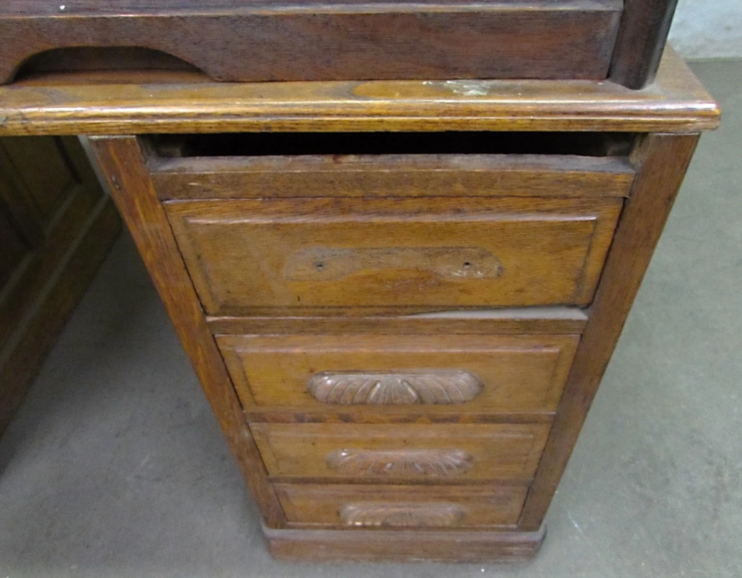 Derbey Desk With S Curve Roll Top 7 Derbey Desk With S Curve Roll Top - Image 5