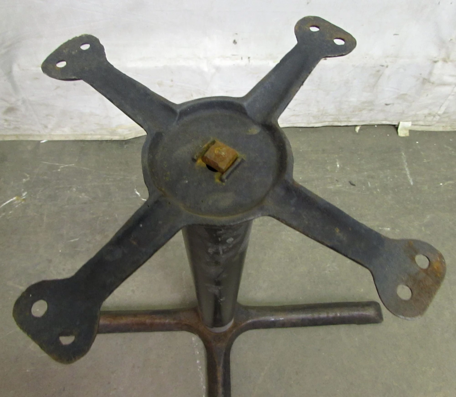 Metal Cafe Table Base 6 Metal Cafe Table Base - Image 4