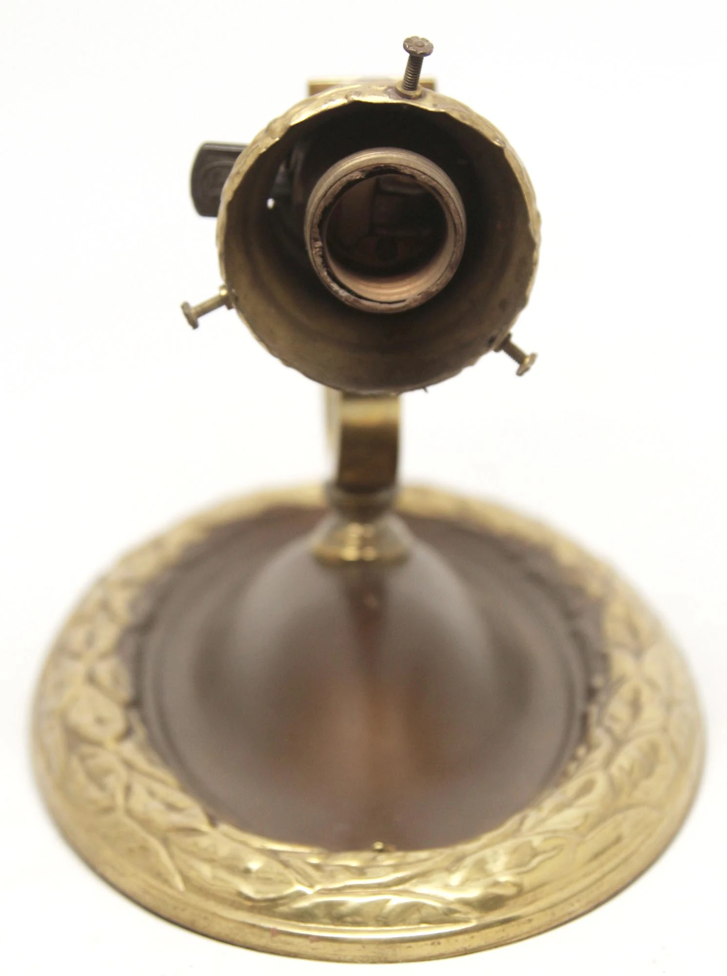 Antique Traditional 1 Arm Wall Sconce 7 Antique Traditional 1 Arm Wall Sconce - Image 5