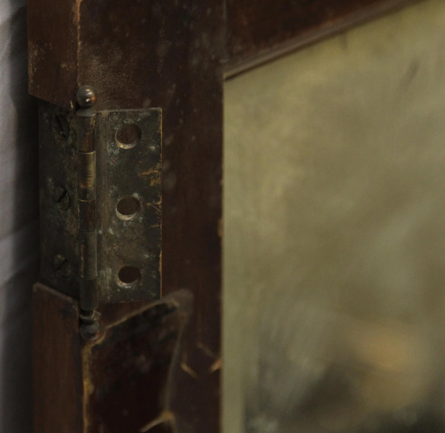 Wood Framed Cabinet Mirrored Door 6 Wood Framed Cabinet Mirrored Door - Image 4