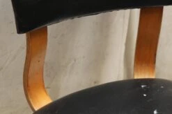 Thonet Black Chair With Light Wood Tone 16 Thonet Black Chair With Light Wood Tone -OGT Sale Store m231859 05