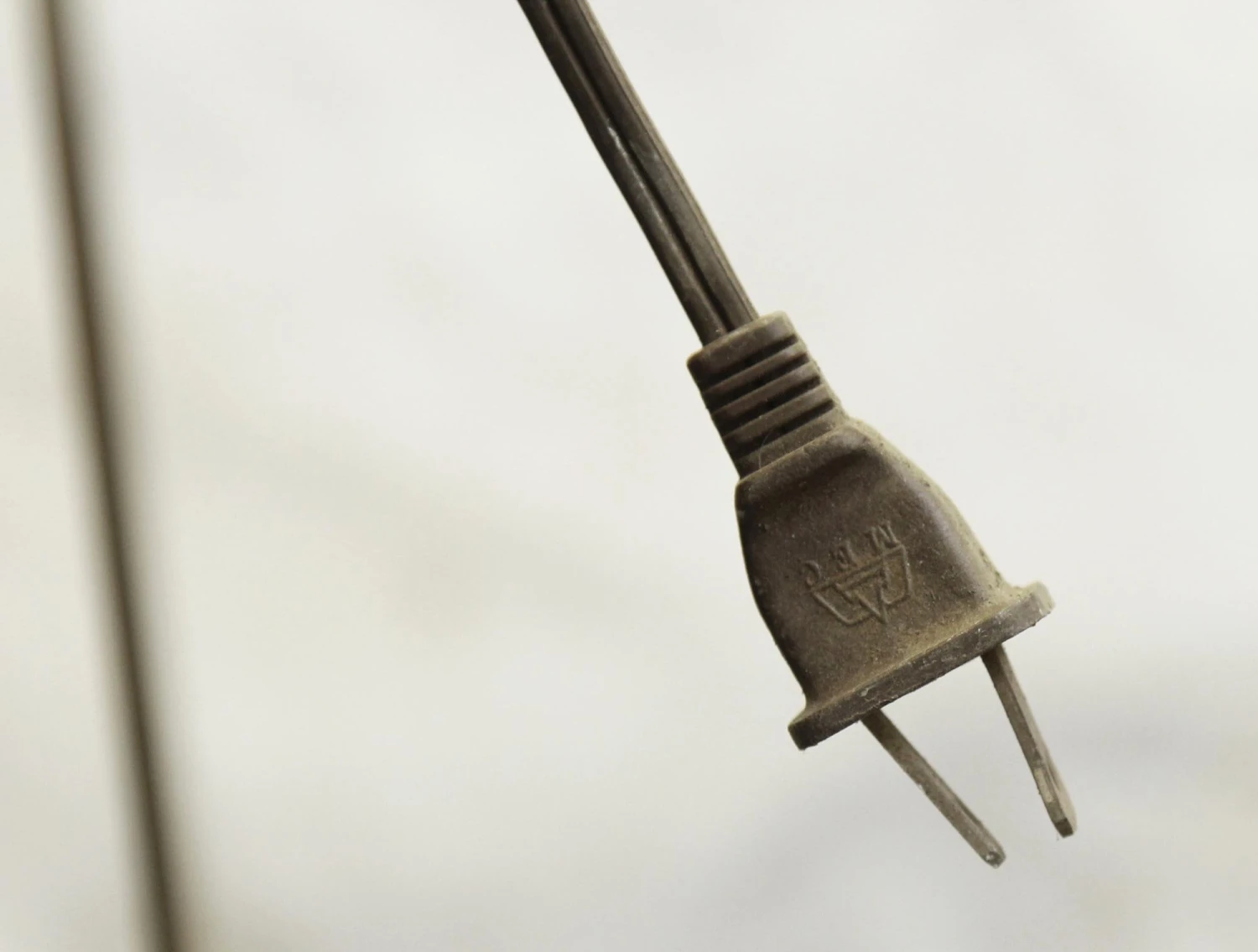 Victorian Clear Glass Bronze & Marble Table Lamp 9 Victorian Clear Glass Bronze & Marble Table Lamp - Image 7