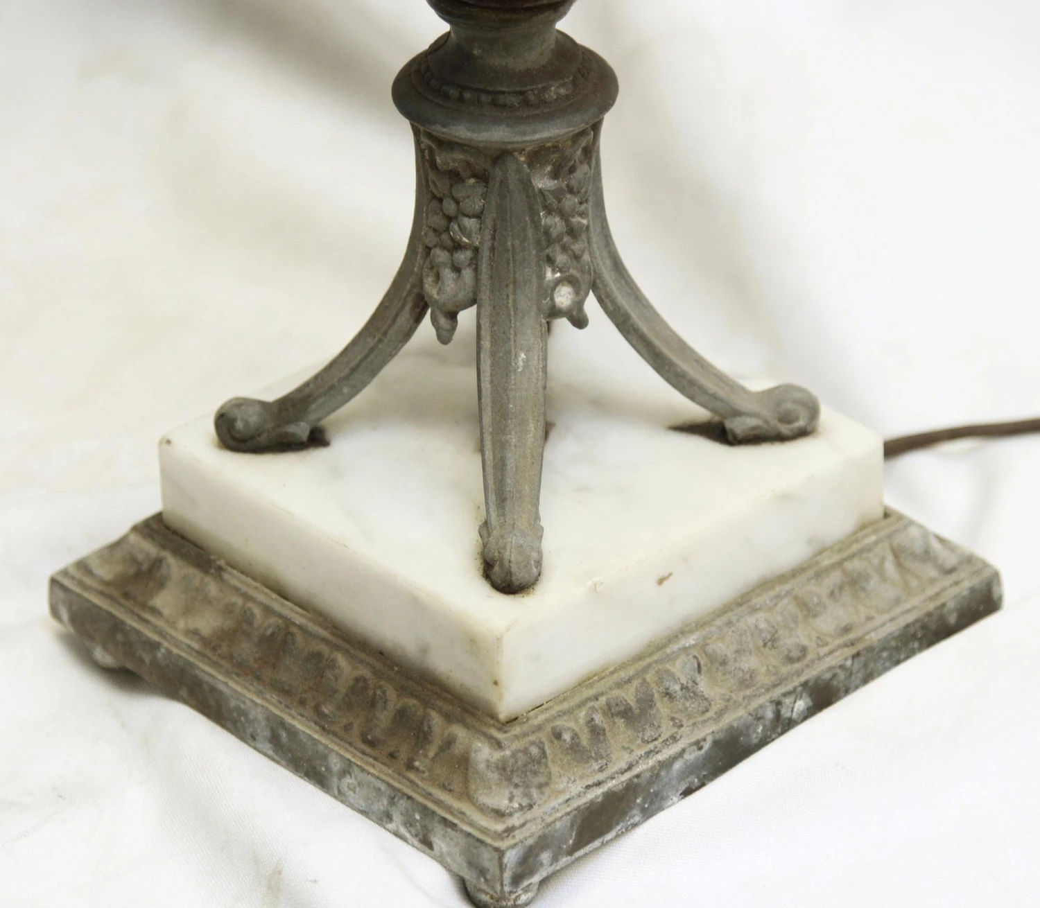 Victorian Clear Glass Bronze & Marble Table Lamp 10 Victorian Clear Glass Bronze & Marble Table Lamp - Image 8