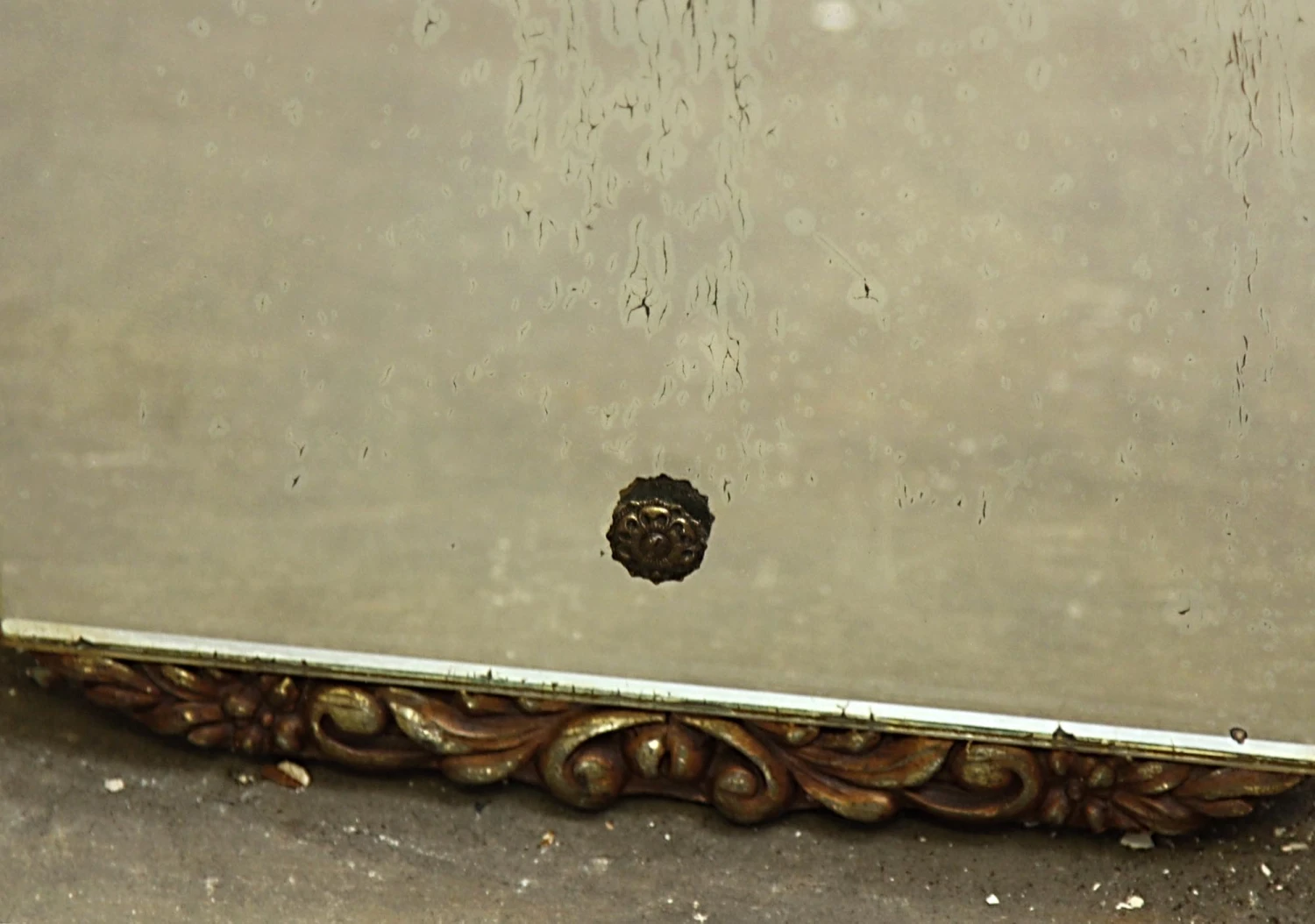 Ornate Top Distressed Mirror 7 Ornate Top Distressed Mirror - Image 5