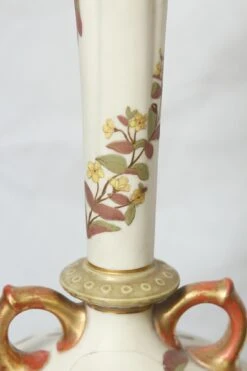 Vintage Hand Painted Oriental Floral Brass Base Table Lamp 15 Vintage Hand Painted Oriental Floral Brass Base Table Lamp -OGT Sale Store m234023 04