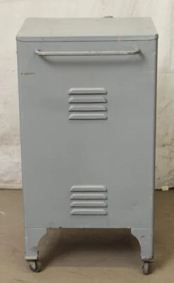 Small Steel Locked Cabinet On Wheels -OGT Sale Store m234041 09