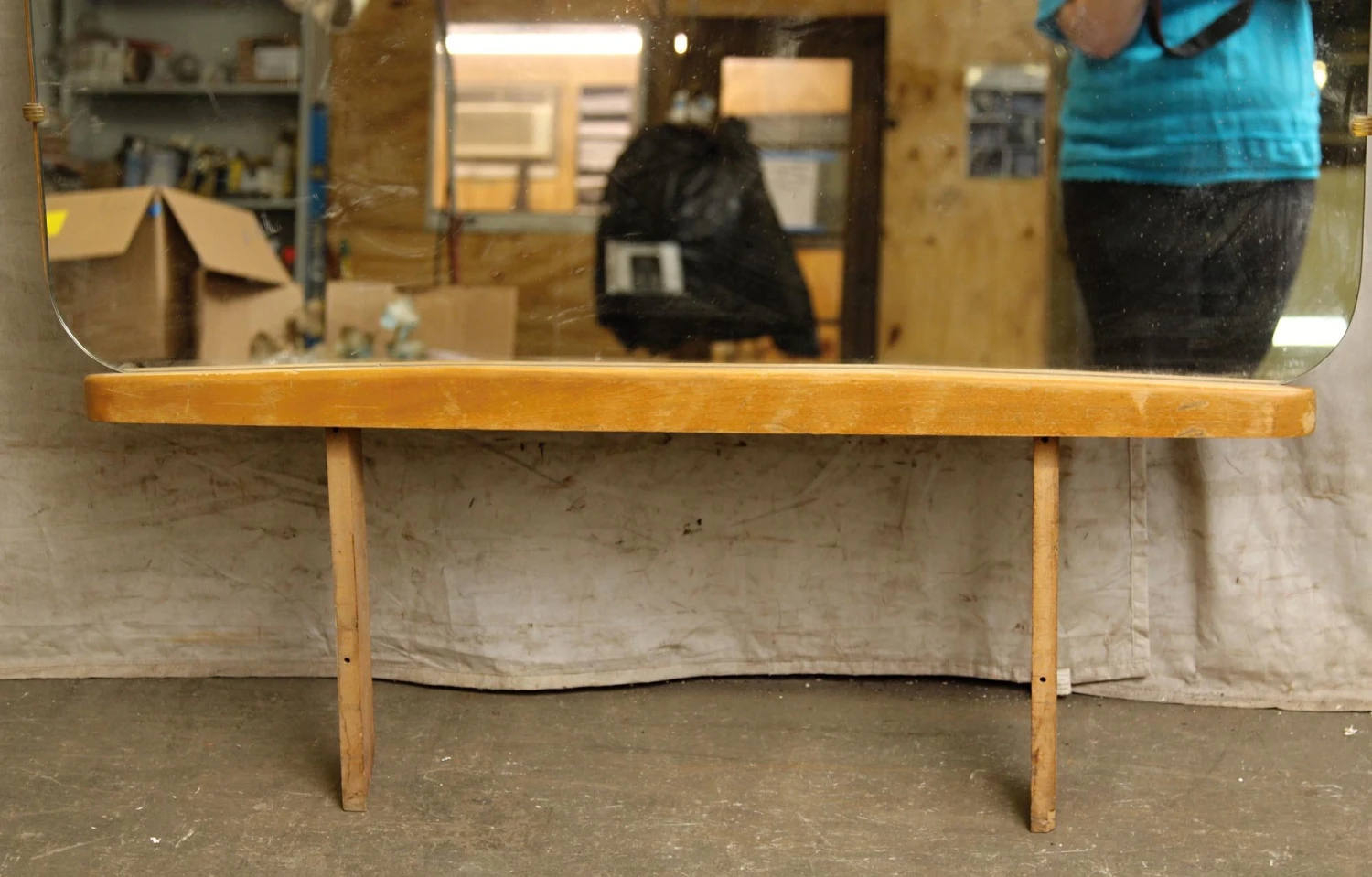 Rounded Square Dresser Mirror With Wooden Base 6 Rounded Square Dresser Mirror With Wooden Base - Image 4