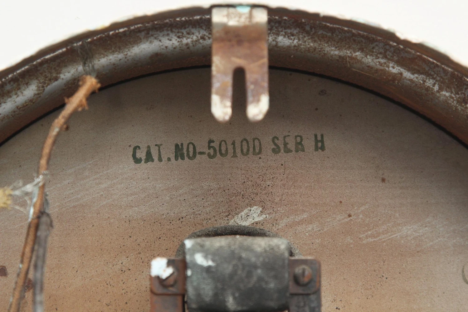 Vintage Painted Telechron Clock 6 Vintage Painted Telechron Clock - Image 5