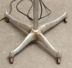 Woodward Frederics Rolling Lamp Stand 16 Woodward Frederics Rolling Lamp Stand -OGT Sale Store m235939 06