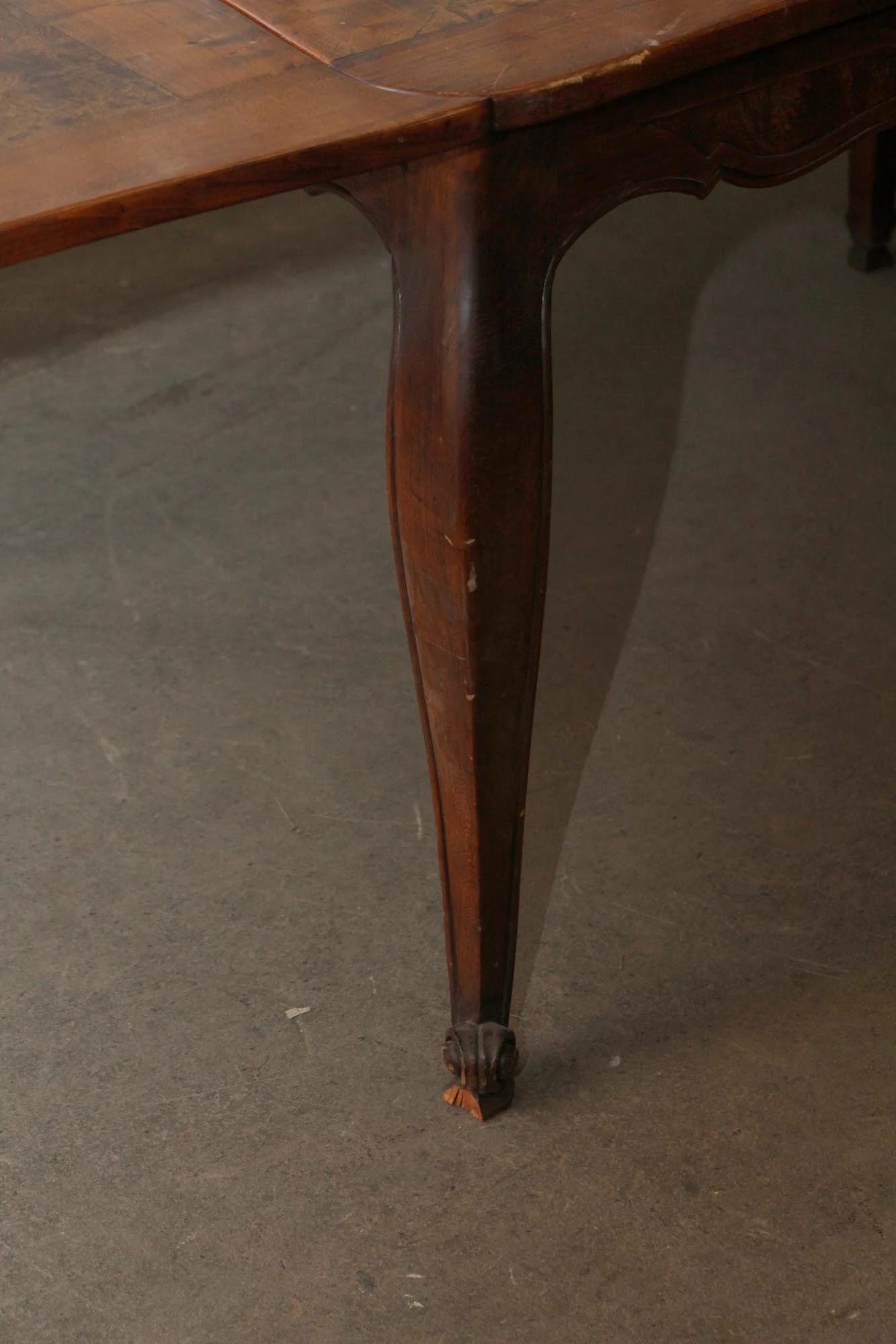 Queen Anne Table With End Extensions 7 Queen Anne Table With End Extensions - Image 5