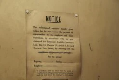 1940s Wooden Showcase With Mirrored Bottom 14 1940s Wooden Showcase With Mirrored Bottom -OGT Sale Store m237587 05