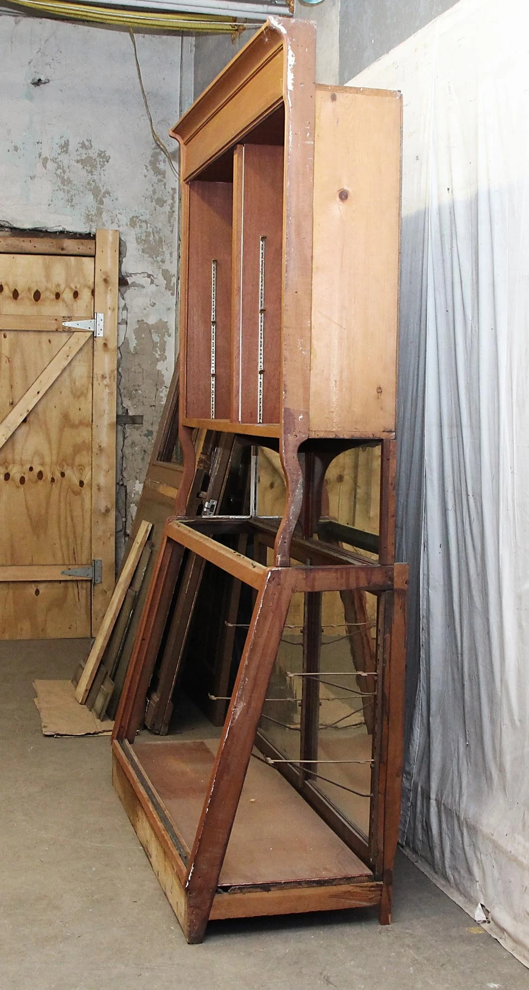 Reclaimed Commercial Storage Unit M238209 8 Reclaimed Commercial Storage Unit M238209 - Image 6