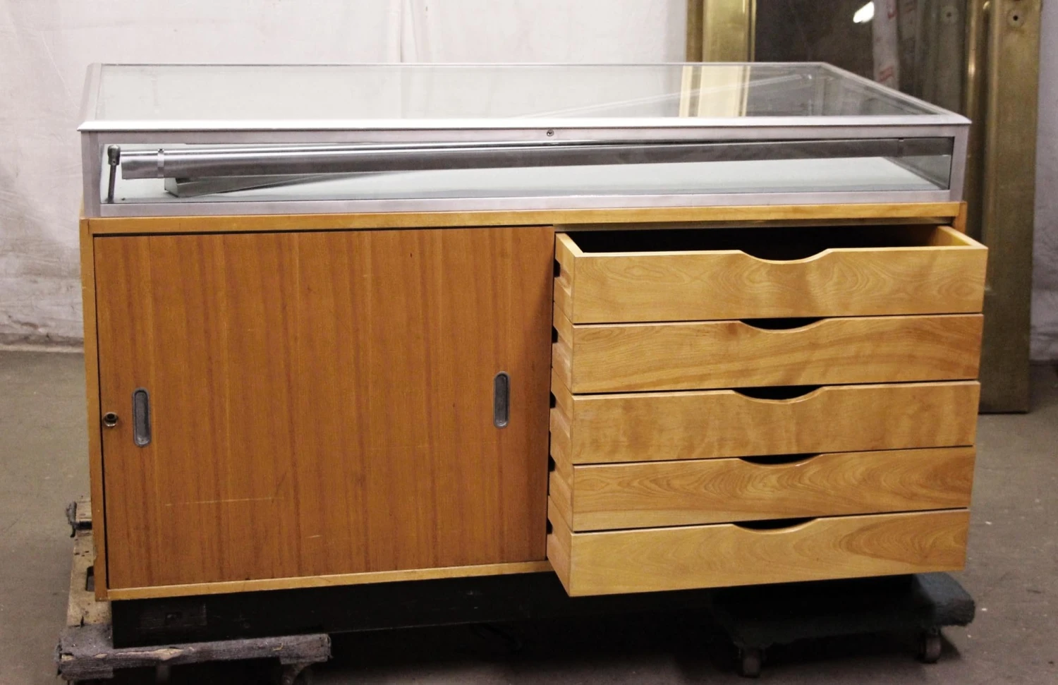 Mid Century Showcase With Storage Drawers 8 Mid Century Showcase With Storage Drawers - Image 6