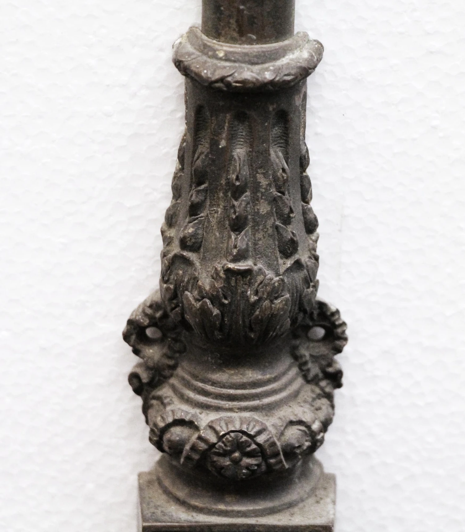 Pair Of Floral Bronze Cremone Bolts 8 Pair Of Floral Bronze Cremone Bolts - Image 6