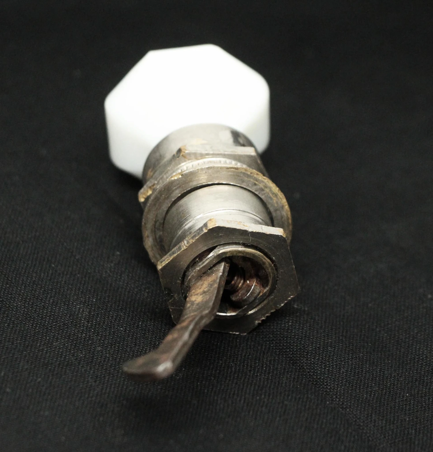 Vintage Opaque Milk Glass 1.25 In. Cabinet Knob 7 Vintage Opaque Milk Glass 1.25 In. Cabinet Knob - Image 5