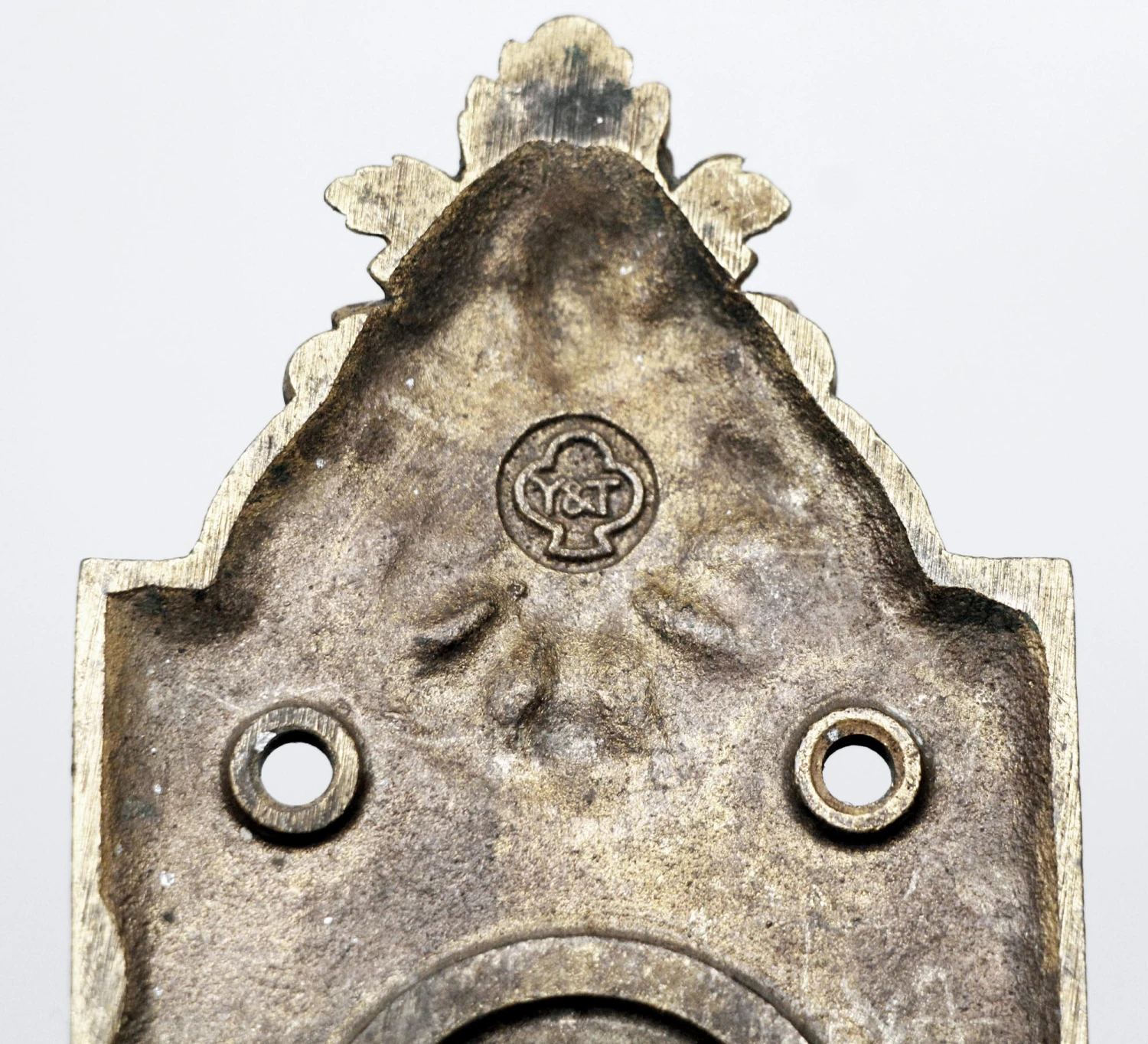 Yale Victorian 12 In. Brass Push Plate With Thumb Latch 8 Yale Victorian 12 In. Brass Push Plate With Thumb Latch - Image 6