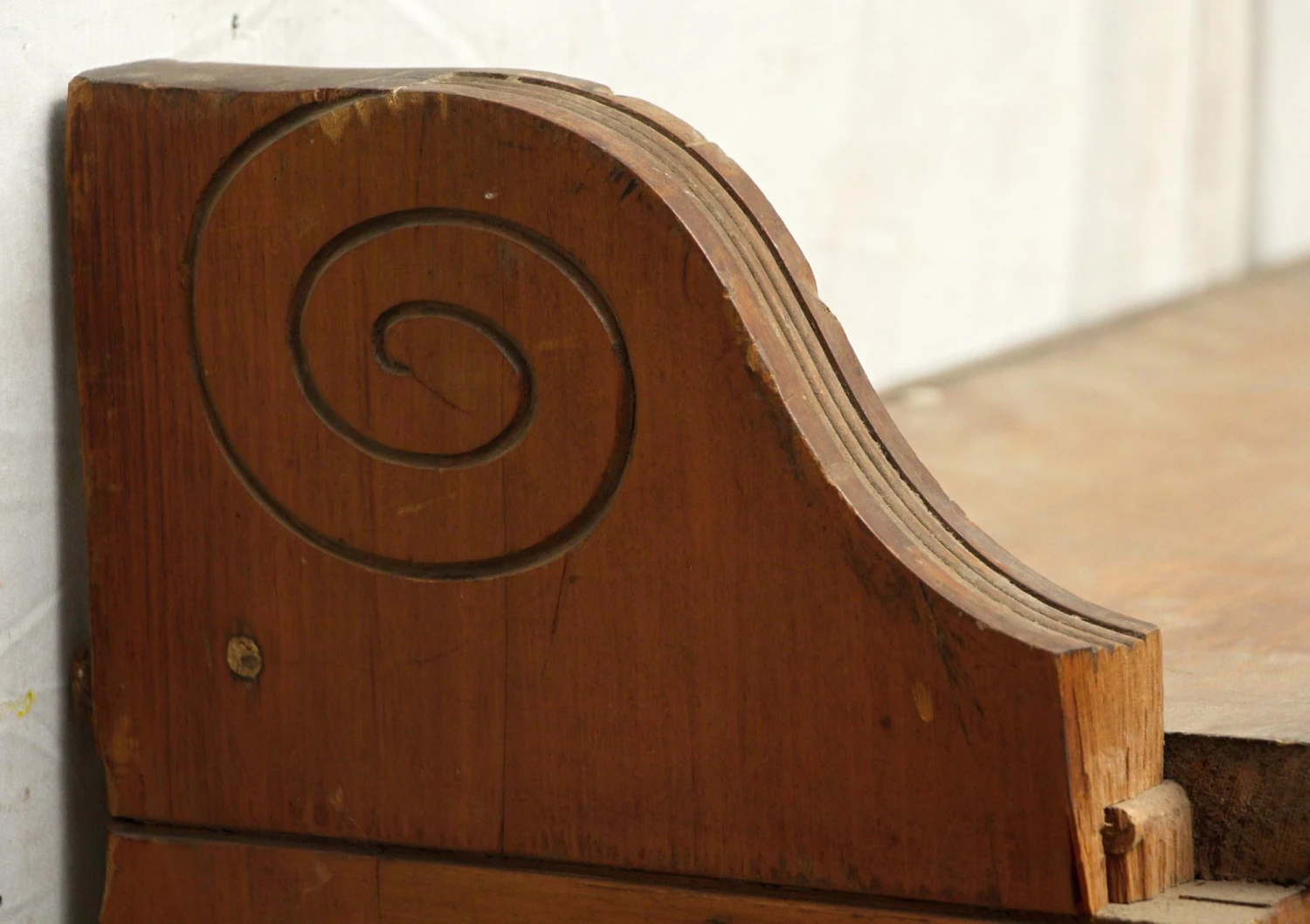 Reclaimed Traditional Wood Box Wood Fireplace Mantel 7 Reclaimed Traditional Wood Box Wood Fireplace Mantel - Image 5