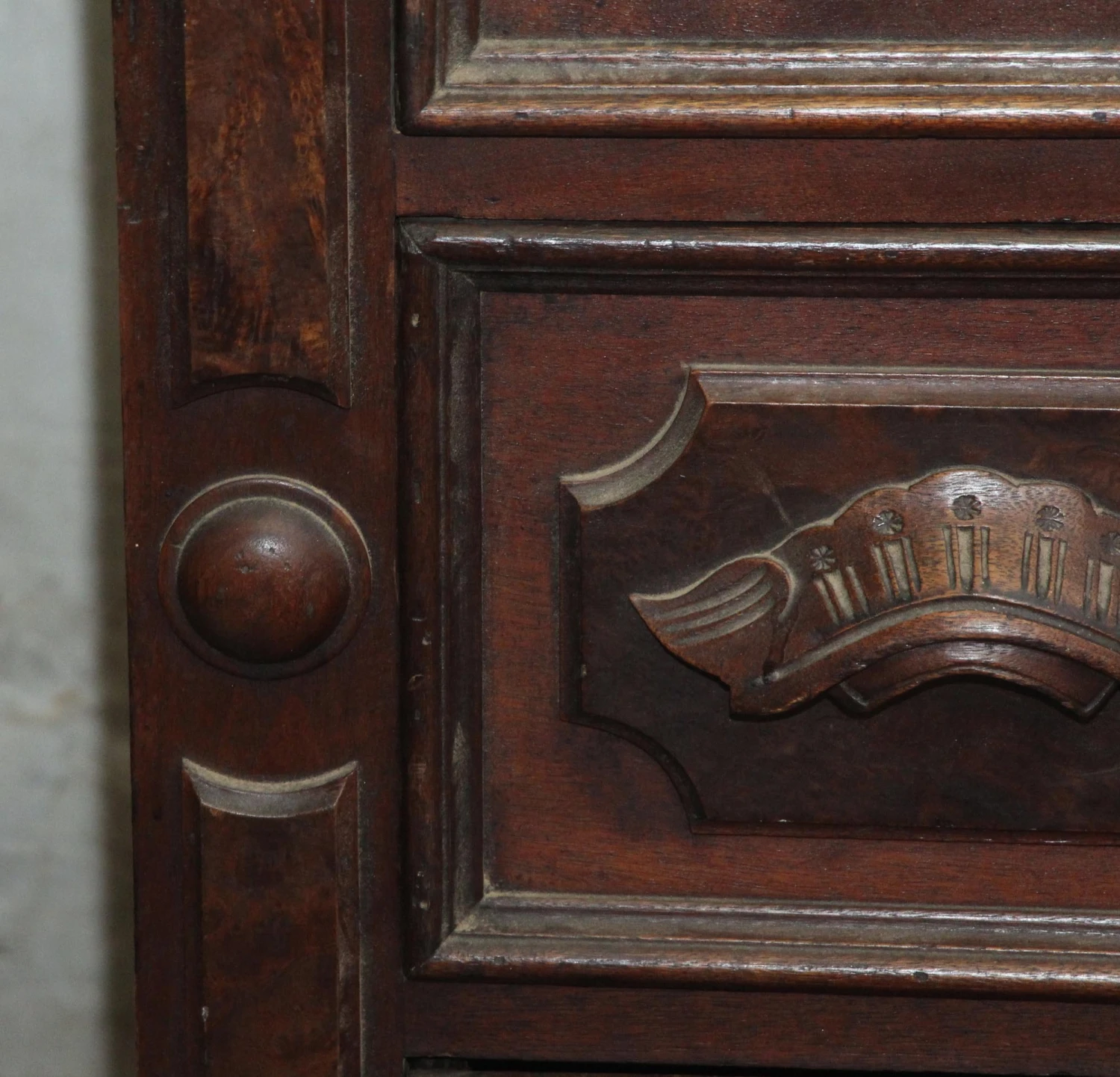 Dark Wood And Marble Top Five Drawer Dresser 7 Dark Wood And Marble Top Five Drawer Dresser - Image 5