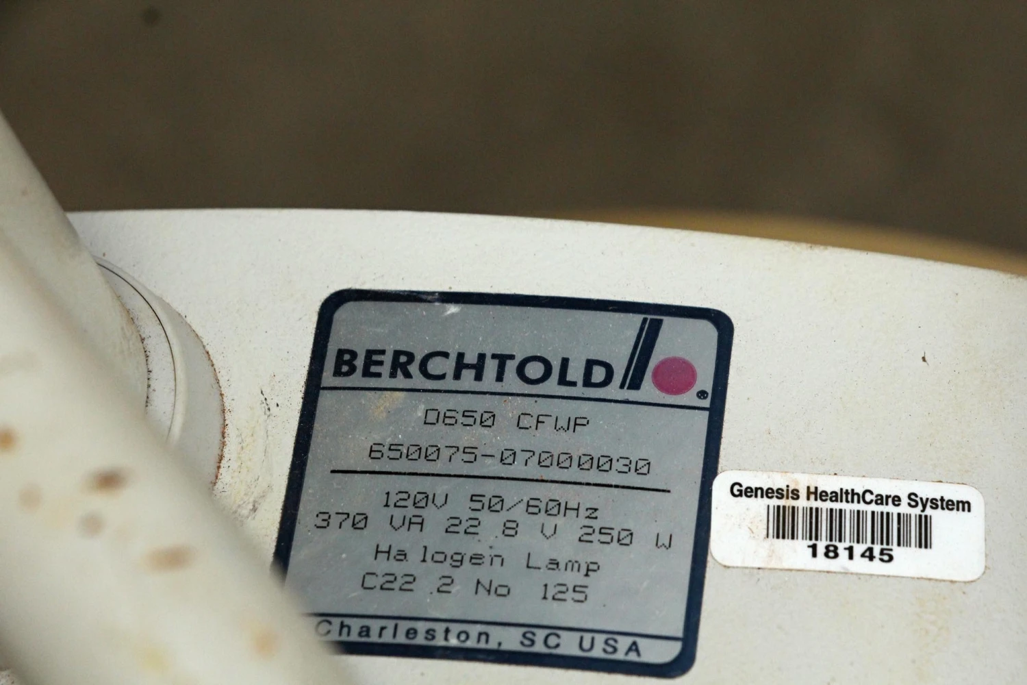 Double Arm Hospital Surgical Light 10 Double Arm Hospital Surgical Light - Image 8