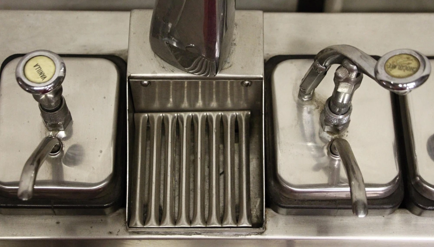 Ice Cream Machine Center 7 Ice Cream Machine Center - Image 5