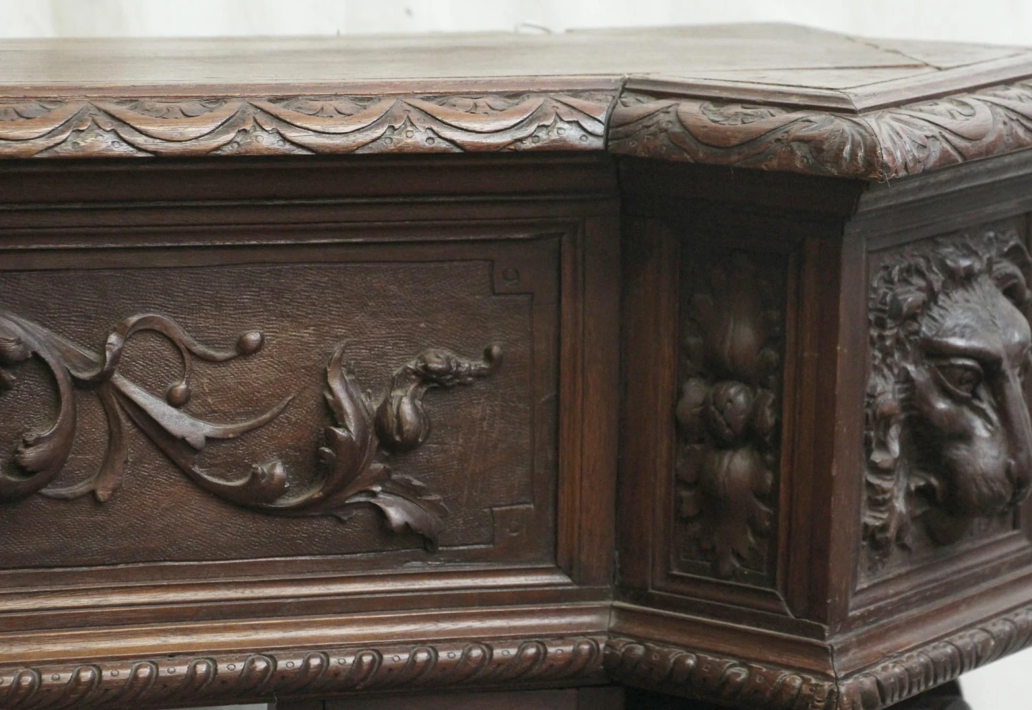 Antique 6.75 Ft. Wide Mahogany Carved Figural Mantel 6 Antique 6.75 Ft. Wide Mahogany Carved Figural Mantel - Image 4