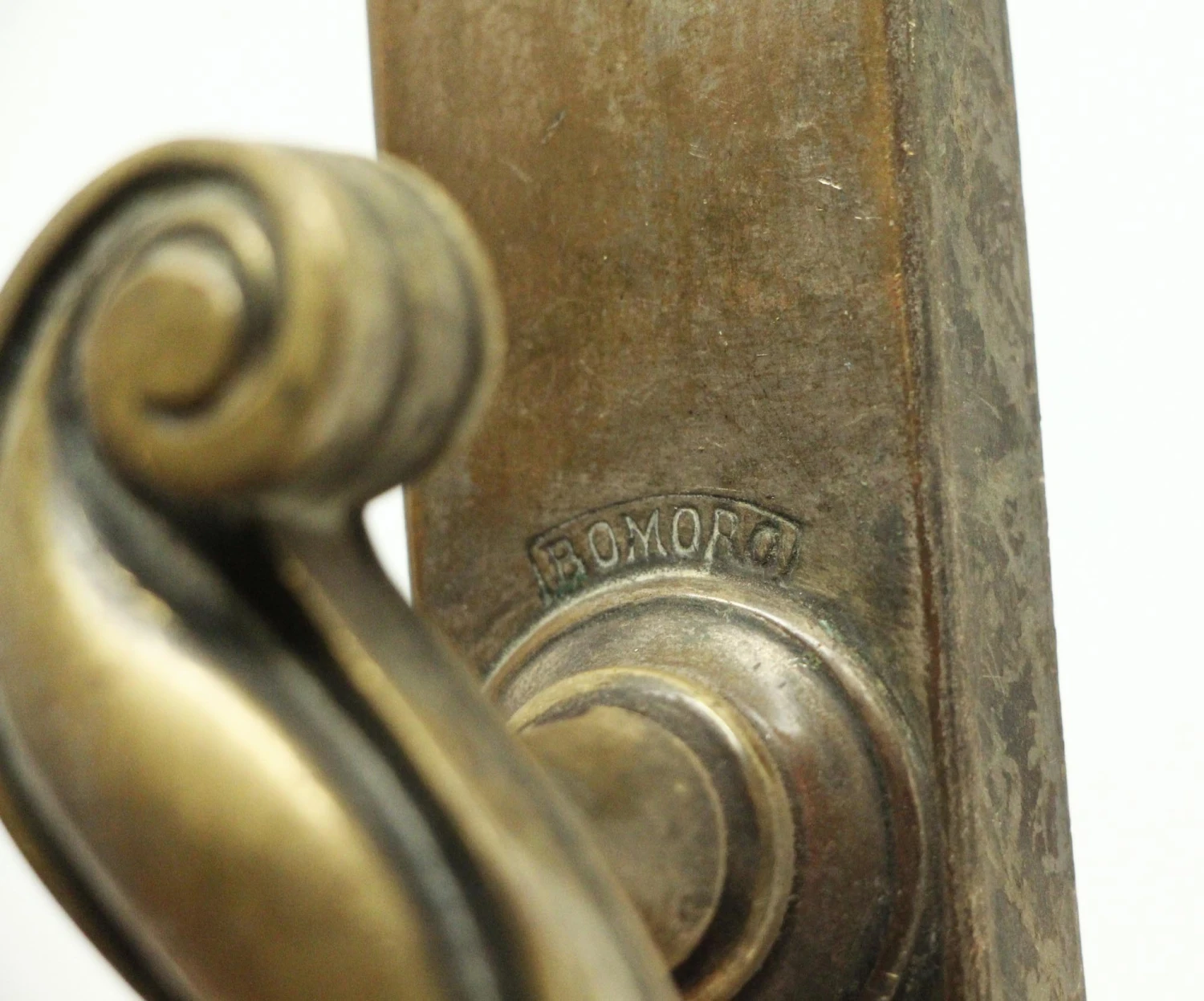 Antique Swirl Bolt Knob With Back Plate 9 Antique Swirl Bolt Knob With Back Plate - Image 7