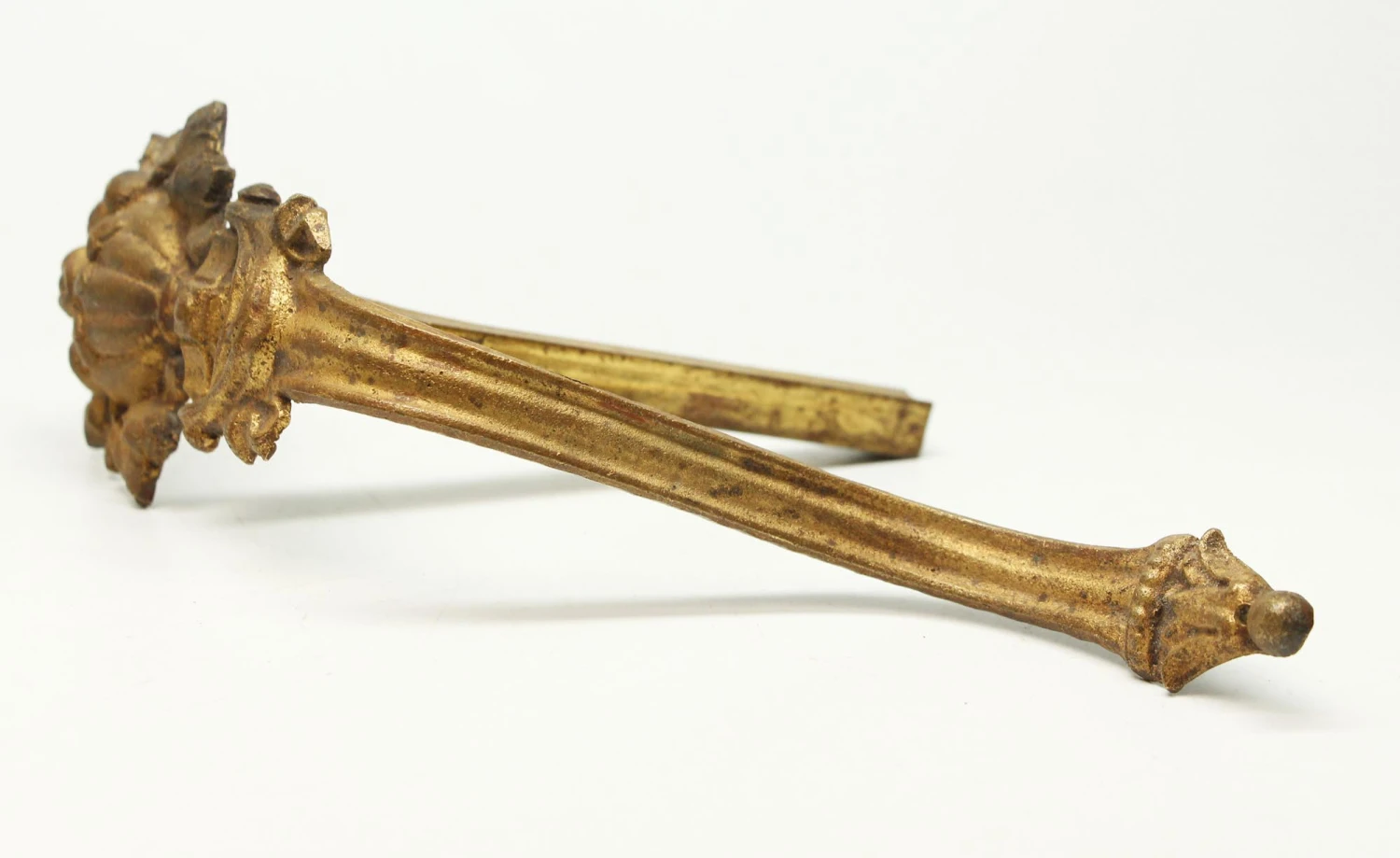 Set Of Antique French Gilded Floral Curtain Tie Backs 8 Set Of Antique French Gilded Floral Curtain Tie Backs - Image 6