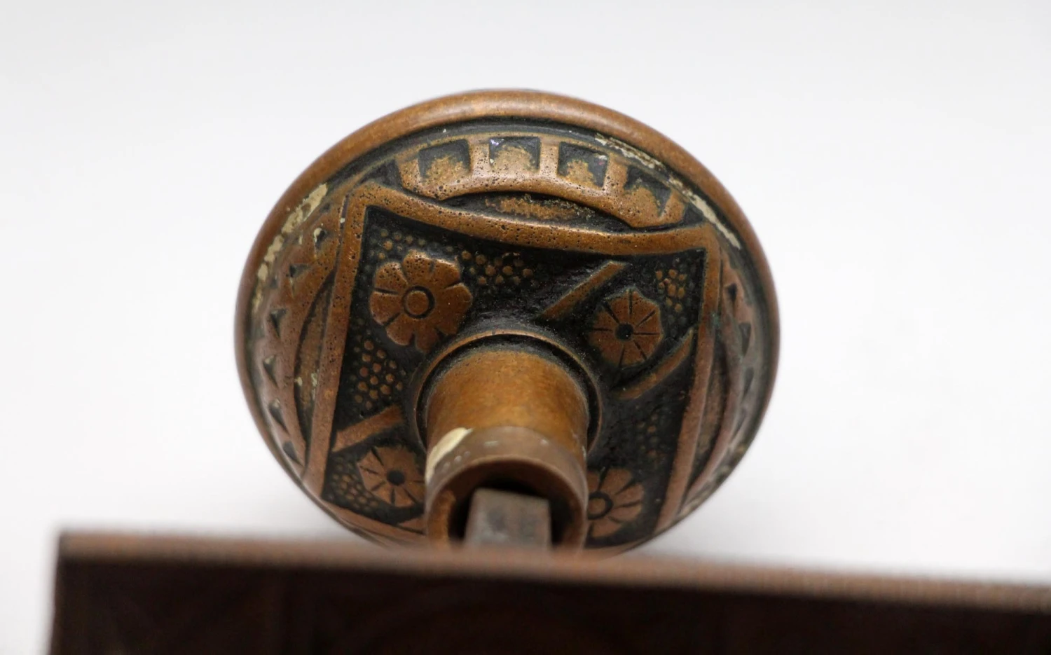 Antique F.C. Linde Bronze & Cast Iron Passage Door Knob Set 8 Antique F.C. Linde Bronze & Cast Iron Passage Door Knob Set - Image 6