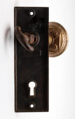 Single Vernacular Door Knob & Closet Latch With Back Plate -OGT Sale Store n255741 04