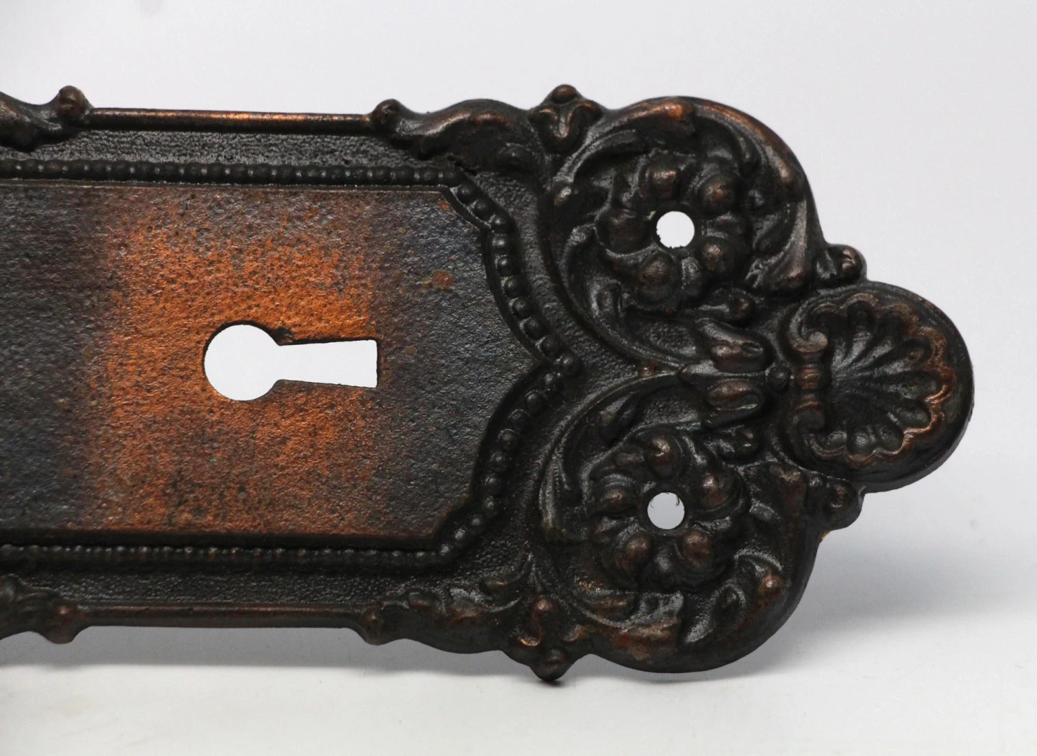 Cast Iron Yale & Towne Monaco Interior Door Knob Set 6 Cast Iron Yale & Towne Monaco Interior Door Knob Set - Image 4