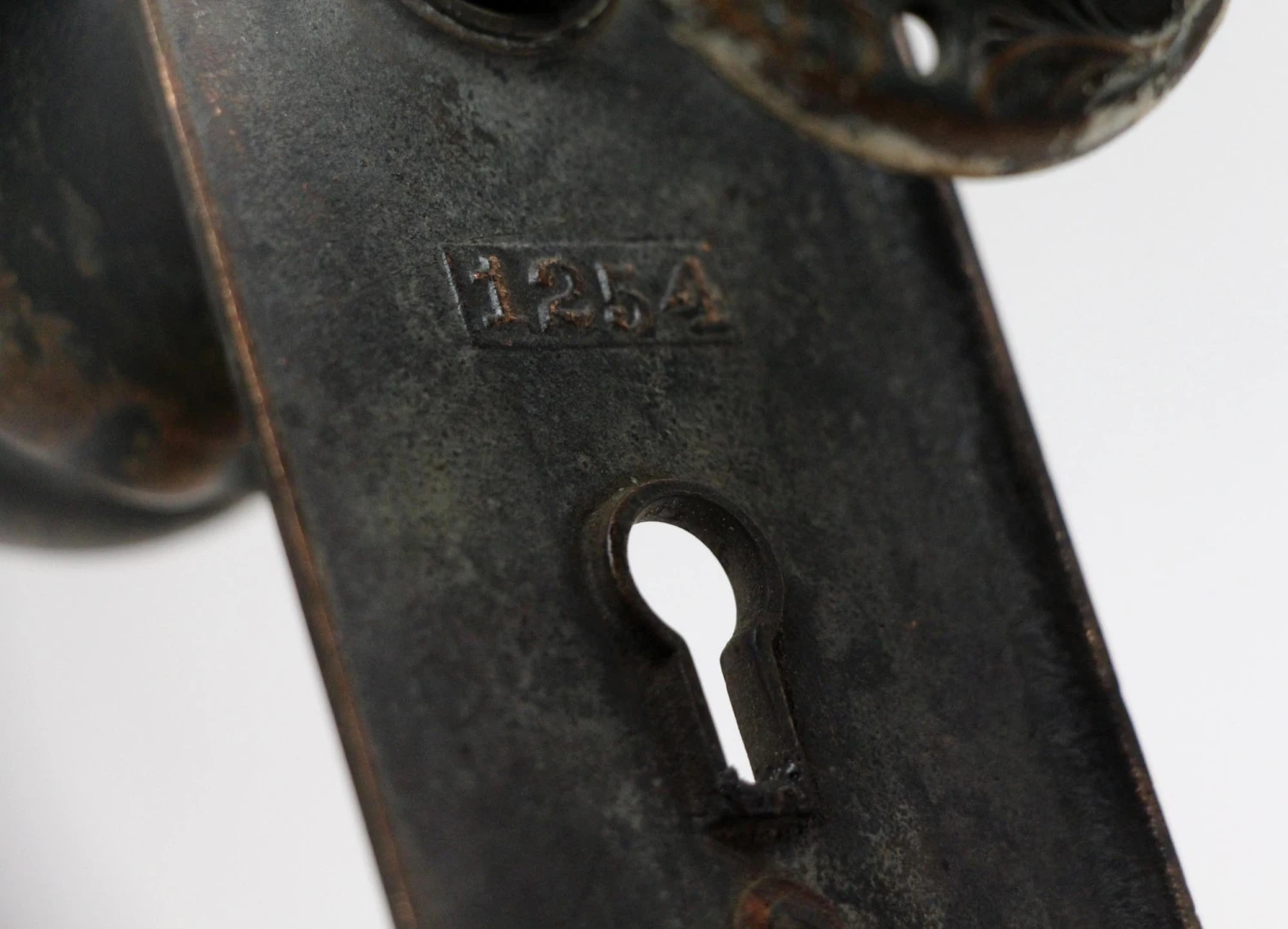 Rococo Asymmetrical Eulalia Bronze Door Knob Entry Set 6 Rococo Asymmetrical Eulalia Bronze Door Knob Entry Set - Image 4