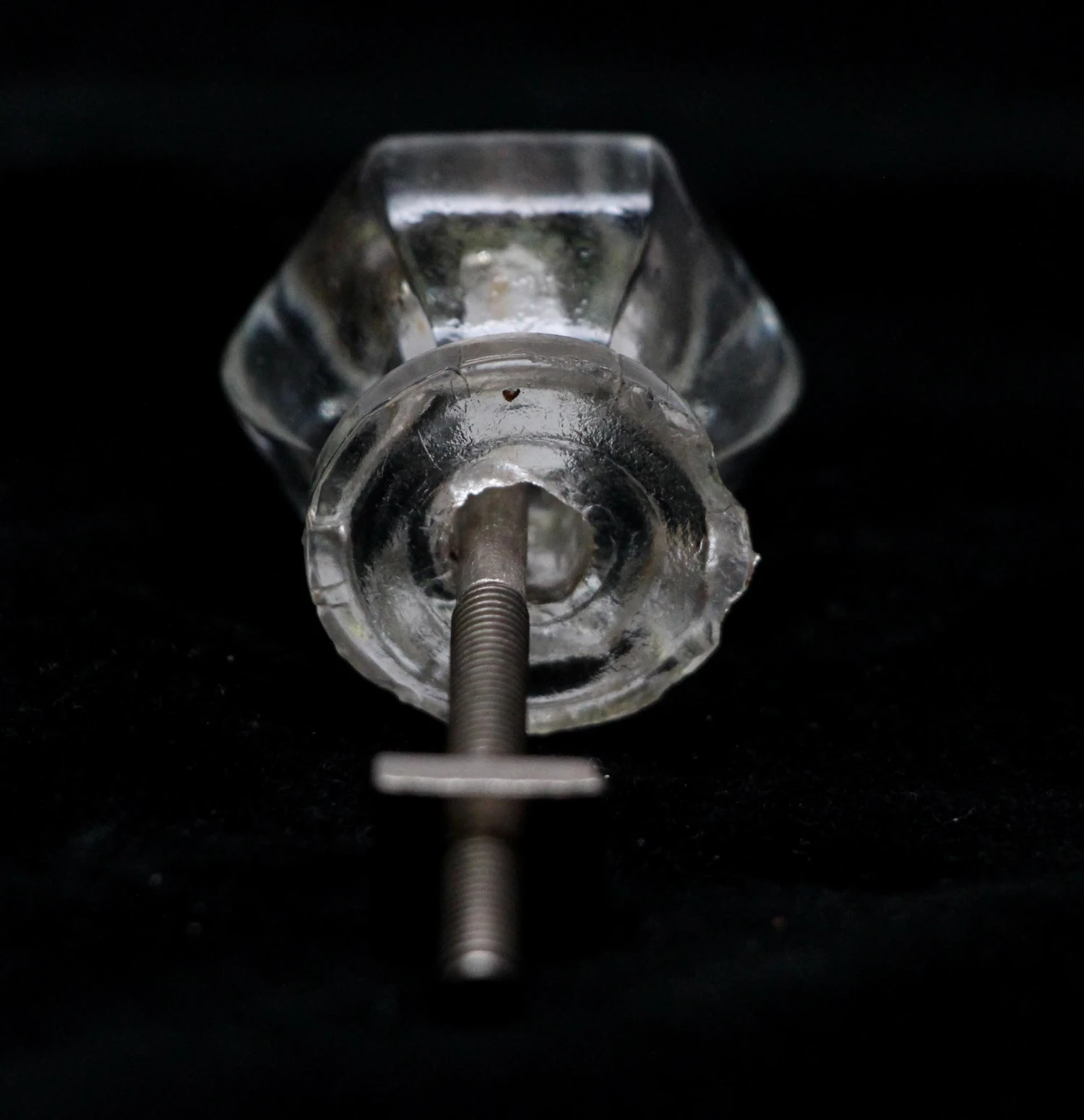 Vintage 1.125 In. Hexagon Glass Drawer Cabinet Knob 6 Vintage 1.125 In. Hexagon Glass Drawer Cabinet Knob - Image 4