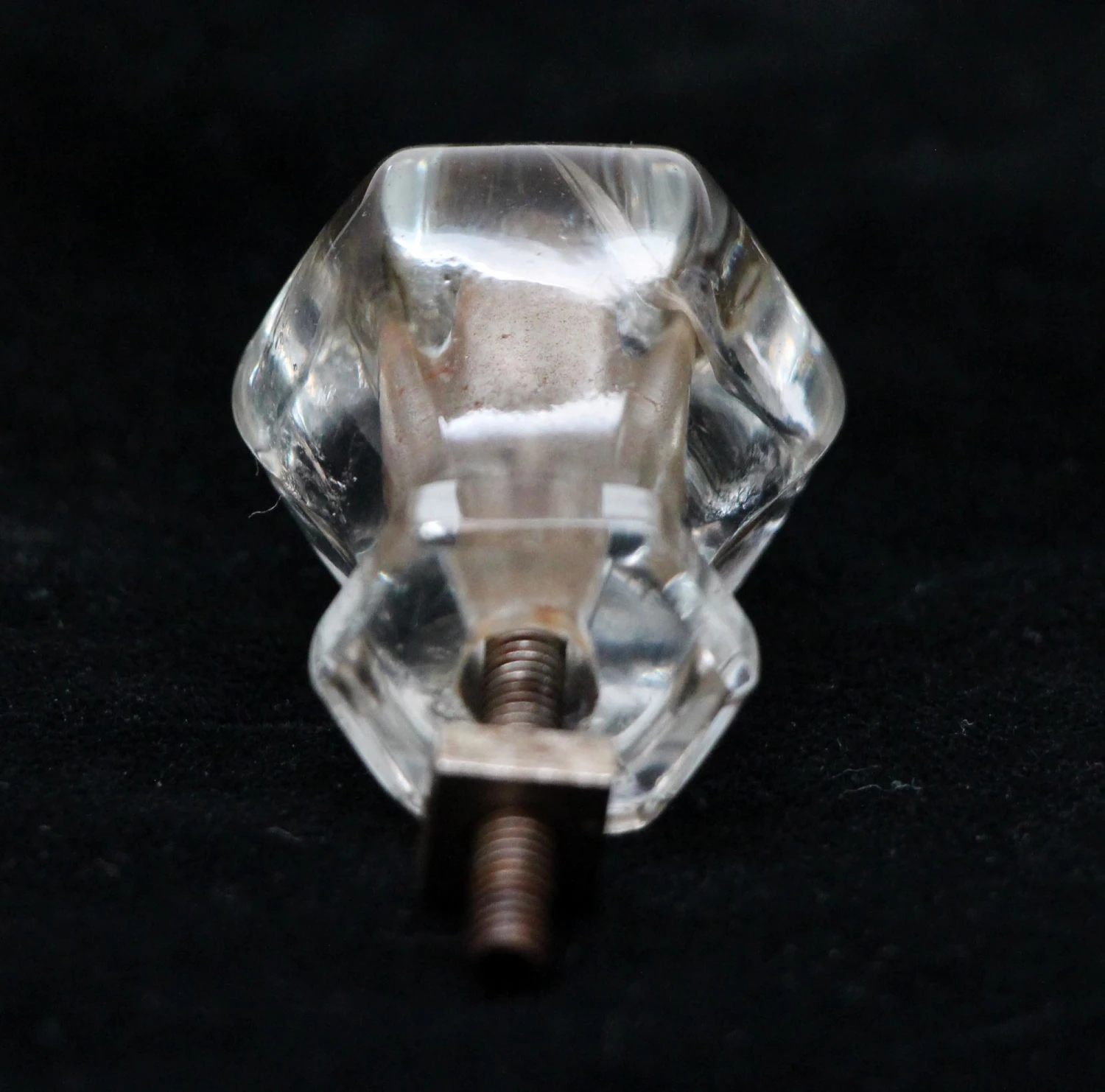 Vintage 1.25 In. Hexagon Clear Glass Drawer Cabinet Knob 6 Vintage 1.25 In. Hexagon Clear Glass Drawer Cabinet Knob - Image 4