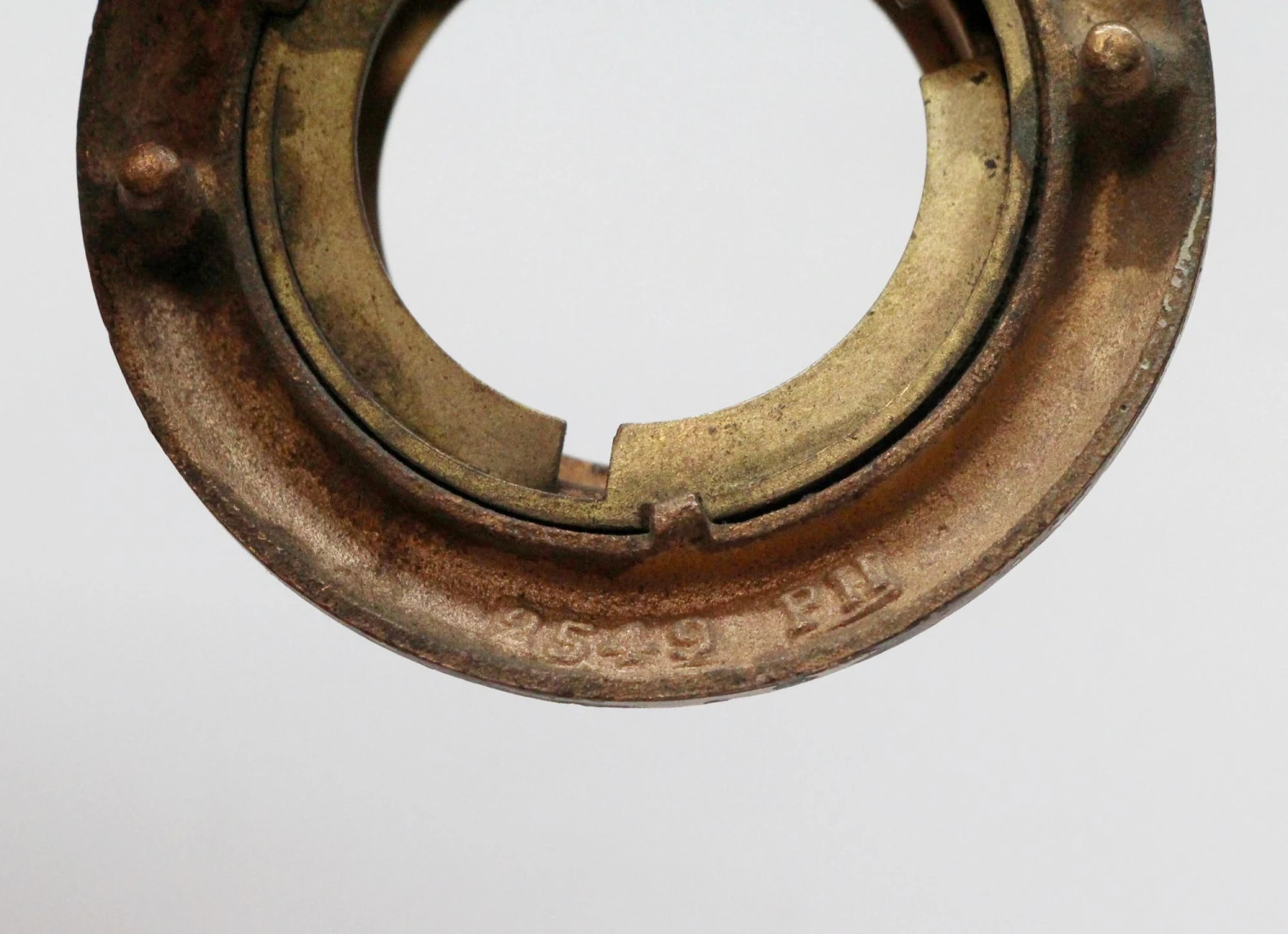 Bronze Sargent Wreath Lock Surrounds 6 Bronze Sargent Wreath Lock Surrounds - Image 4