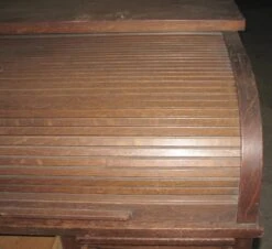 Antique Roll Top Wooden Desk In Tiger Oak 19 Antique Roll Top Wooden Desk In Tiger Oak -OGT Sale Store office furniture for sale l212964
