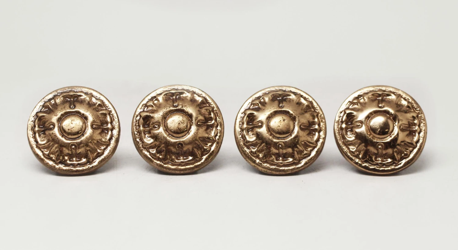 Floral Polished Bronze Round Embellishments 4 Floral Polished Bronze Round Embellishments - Image 2
