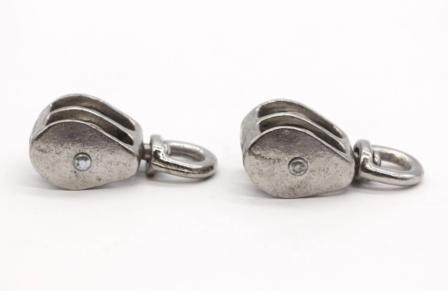 Pair Of Vintage 2.5 In. Double Wheel Steel Mini Pulleys 4 Pair Of Vintage 2.5 In. Double Wheel Steel Mini Pulleys - Image 2