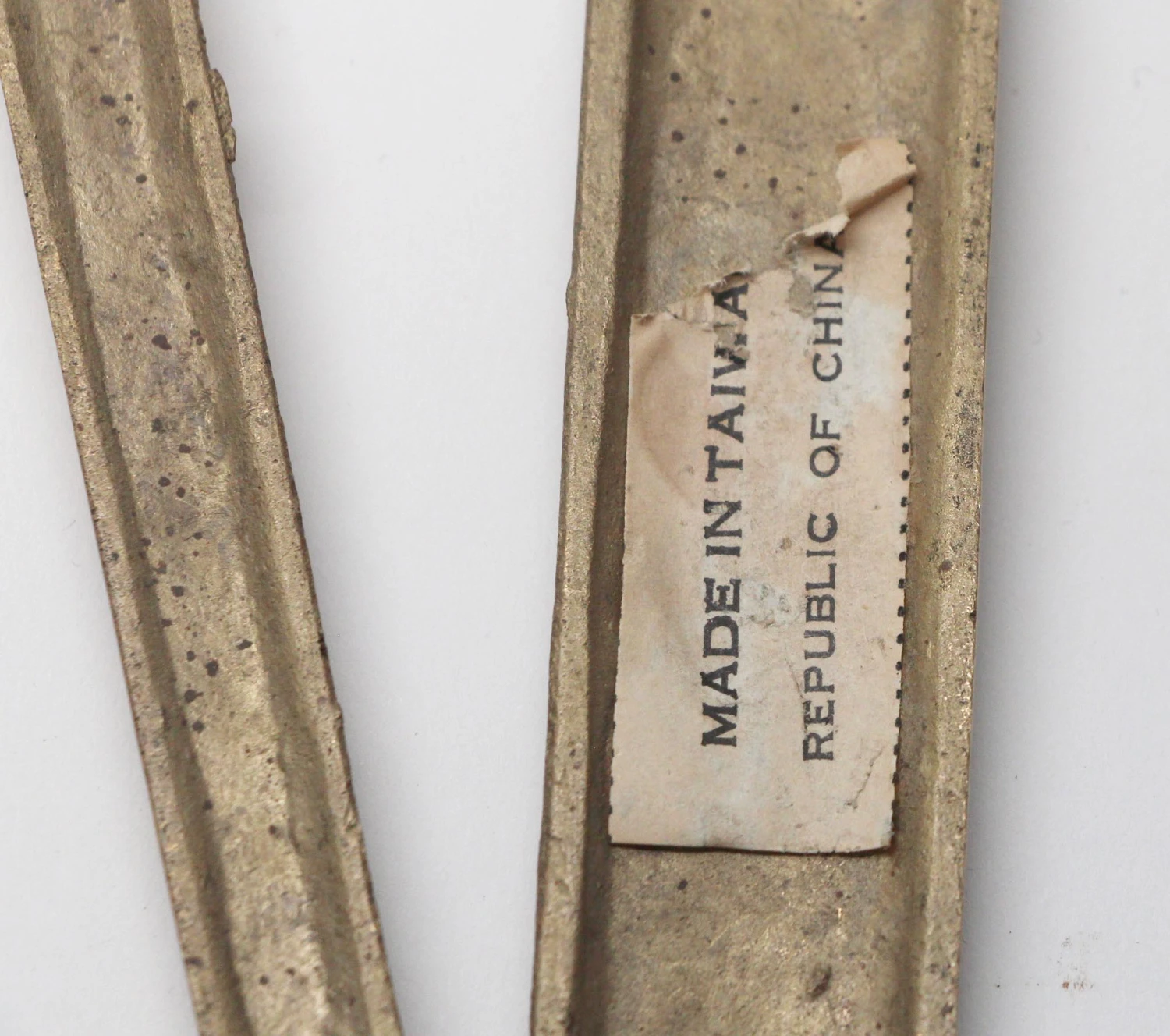 Small 7.75 In. Solid Brass Letter V 5 Small 7.75 In. Solid Brass Letter V - Image 3