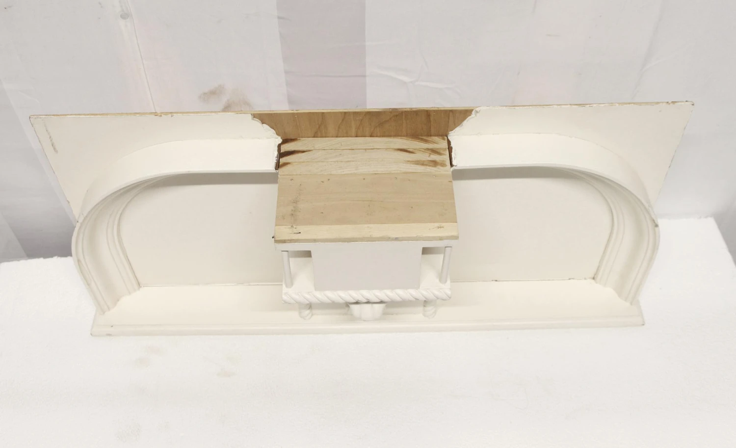 Reclaimed Wooden Lion 32.5 In. Over Mantel Shelf 5 Reclaimed Wooden Lion 32.5 In. Over Mantel Shelf - Image 3