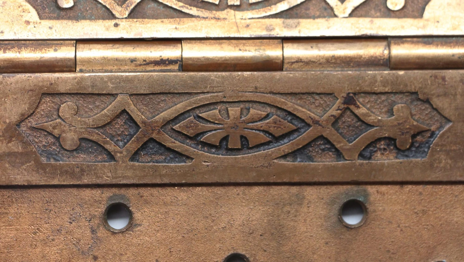 5 X 5 Steeple Tip Bronze Butt Antique Door Hinge 7 5 X 5 Steeple Tip Bronze Butt Antique Door Hinge - Image 5