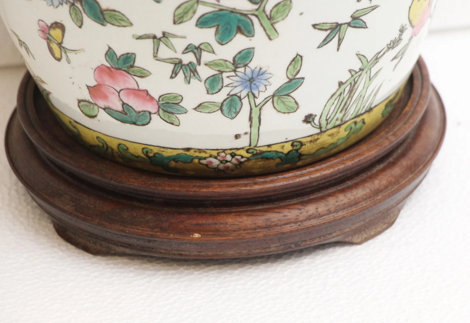 Ceramic Asian Vase With Wooden Base 6 Ceramic Asian Vase With Wooden Base - Image 4