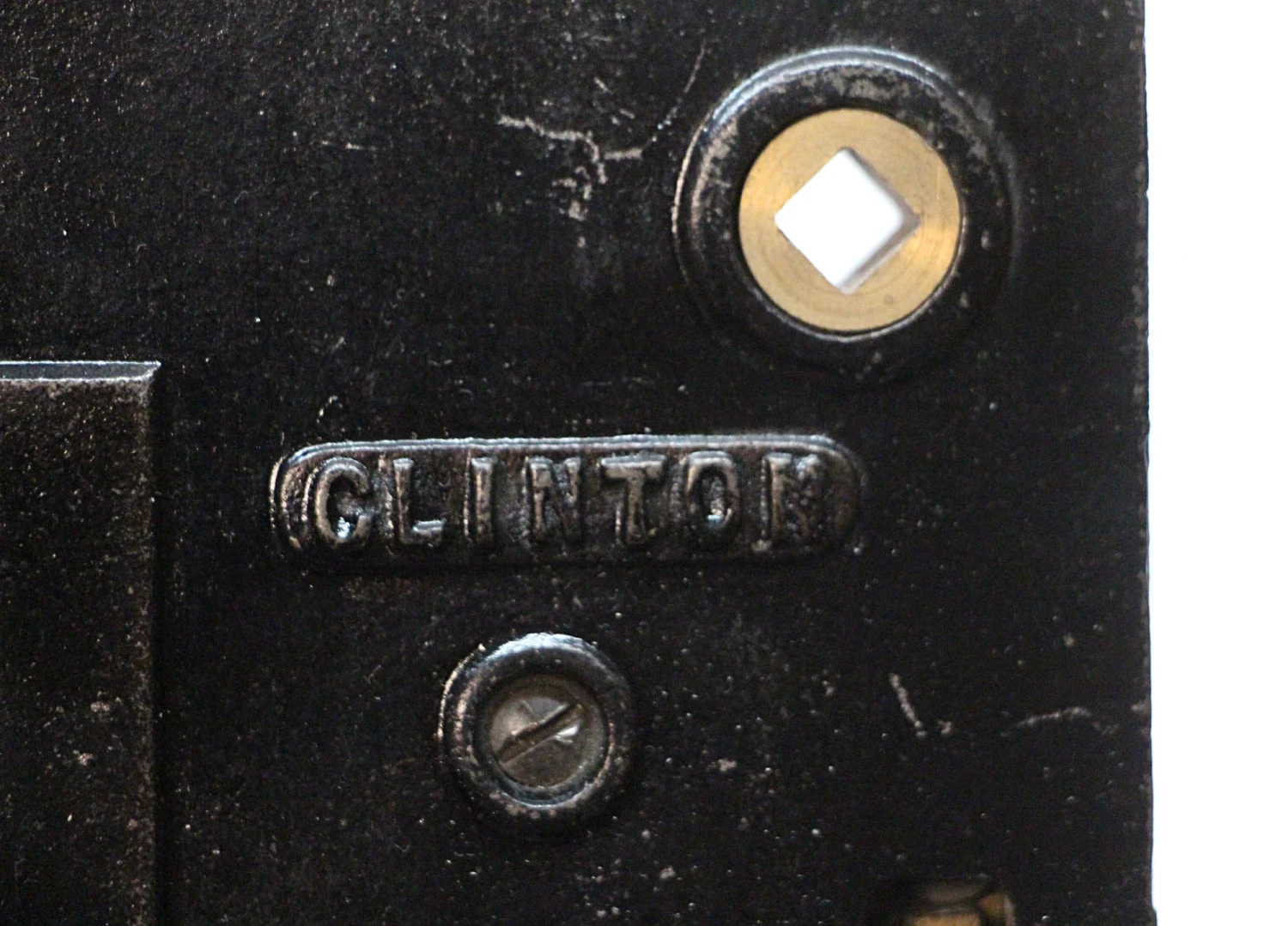 Clinton Bronze & Cast Iron Passage Mortise Door Lock With Key 6 Clinton Bronze & Cast Iron Passage Mortise Door Lock With Key - Image 4